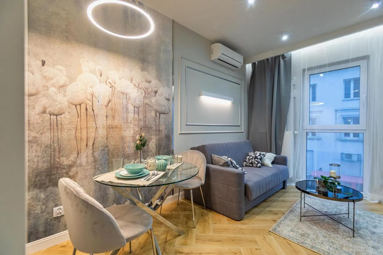 Apartment Targowa Bright Studio By Sofija Warsaw Poland